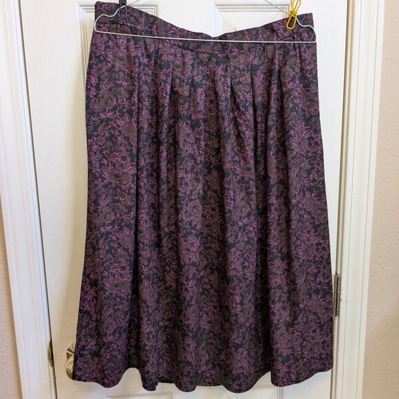 Hand Crafted Purple Floral Midi Skirt and Blouse Set - Picture 4 of 12